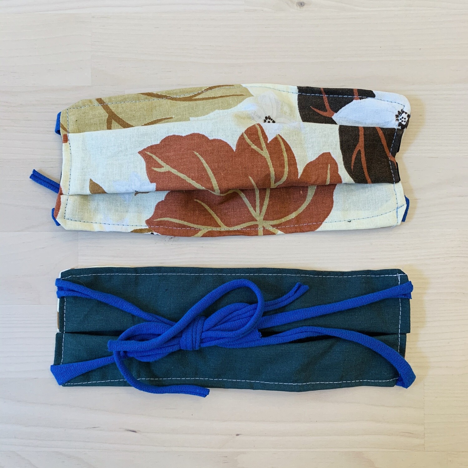 Handmade Mask w/ Pocket, Fall Leaves