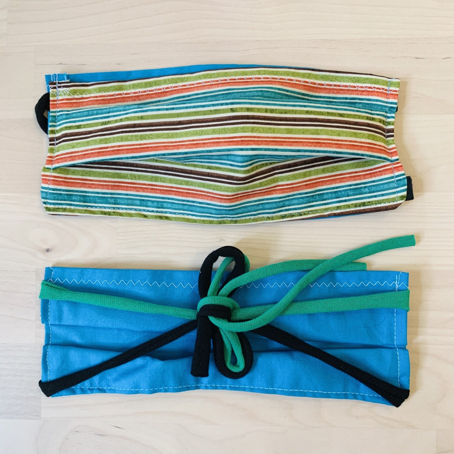 Handmade Mask w/ Pocket, Retro Stripes