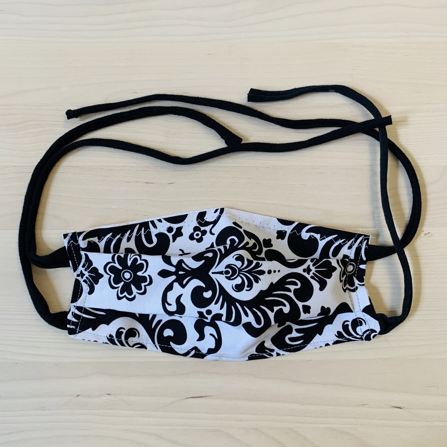 Handmade Mask w/ Pocket, Damask