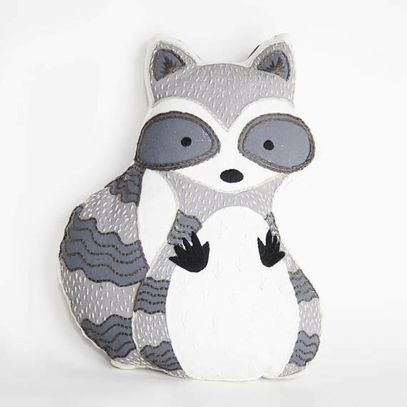 SALE - Crafty Creatures Embroidery Kit - Racoon