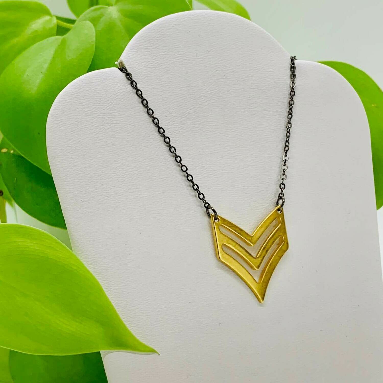 Necklace, 3 arrows (gold plated)