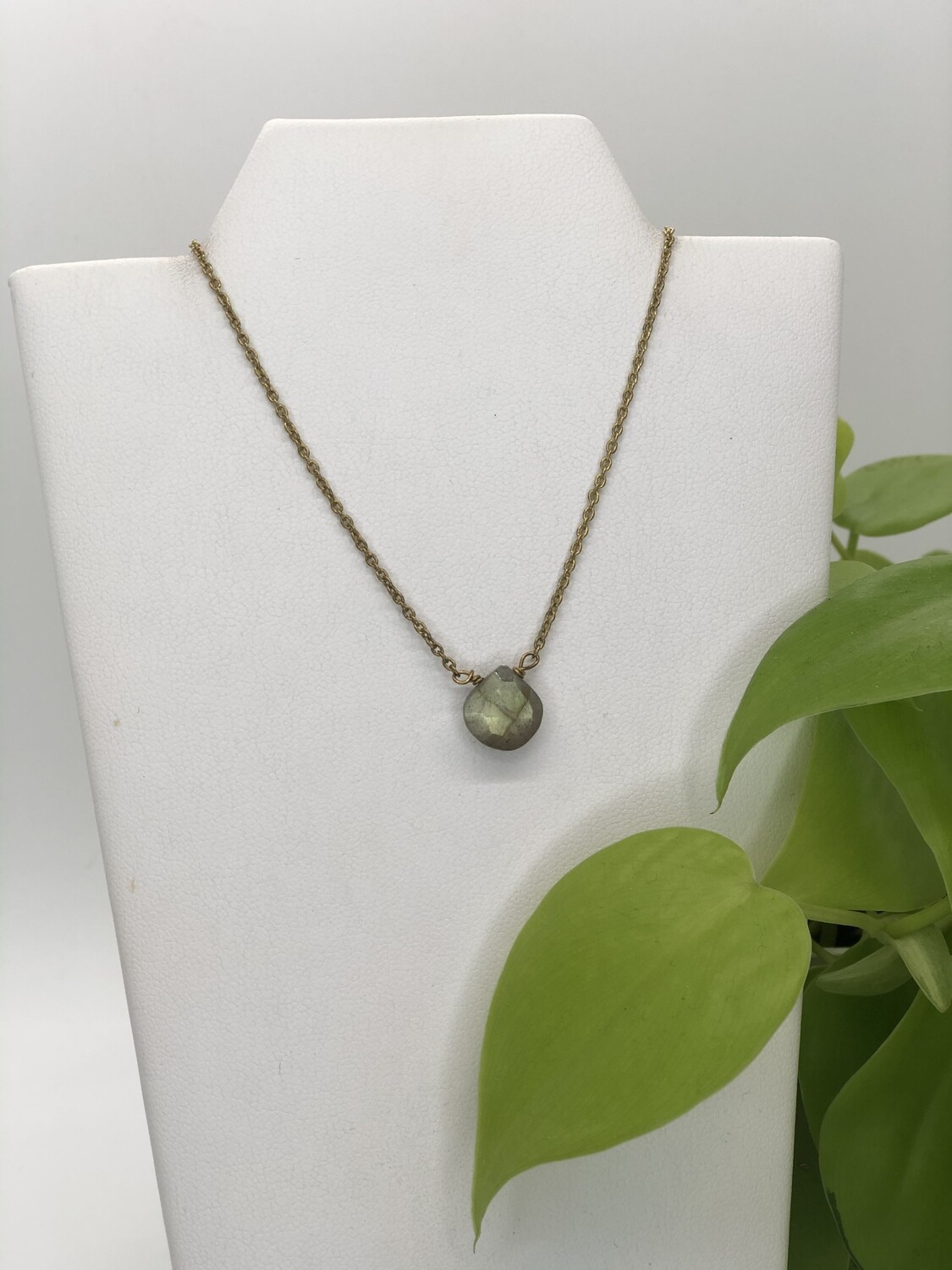 Minimalist Dew Drop Necklace - Labradorite (N-909-BLAB)