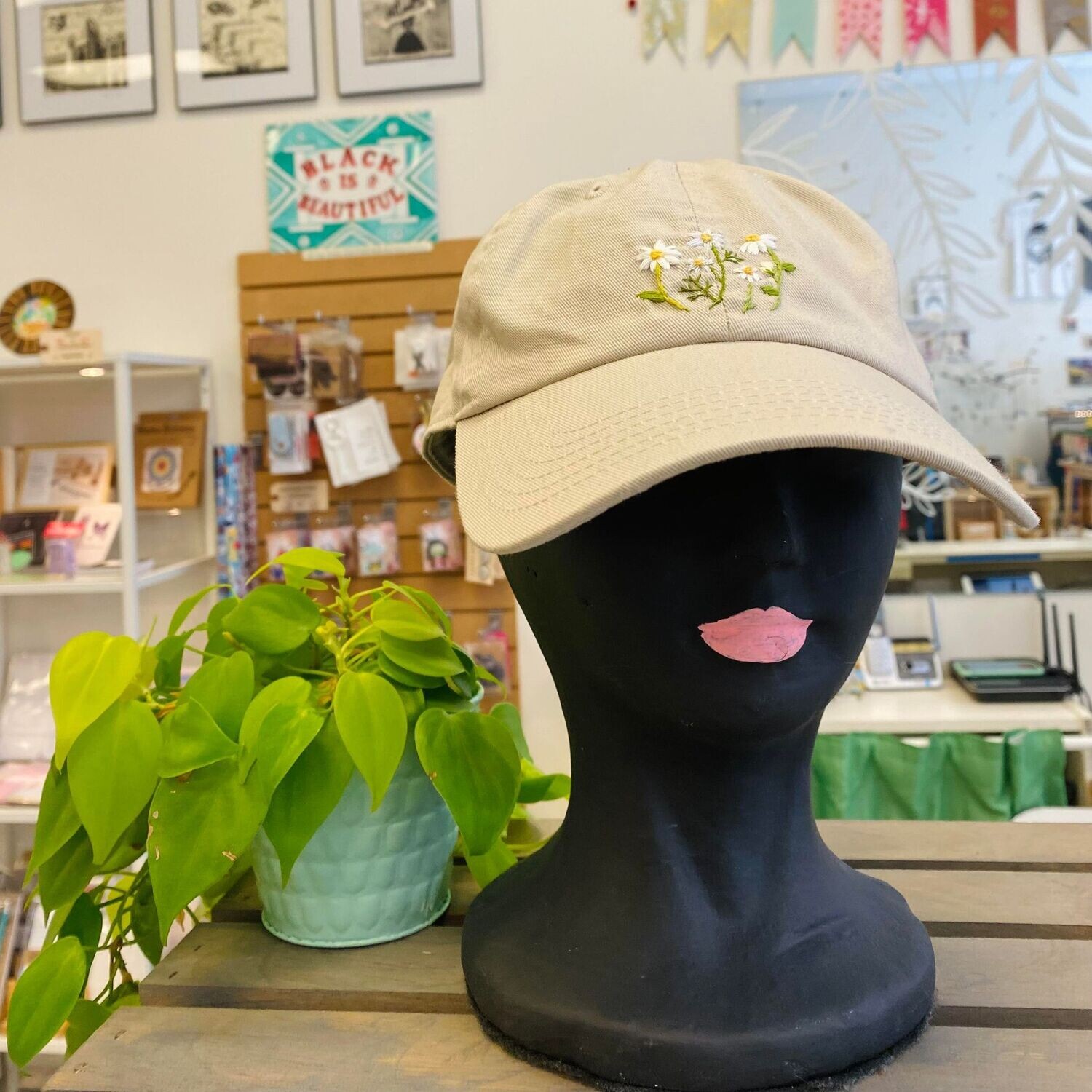 Daisy - Embroidered Baseball Cap
