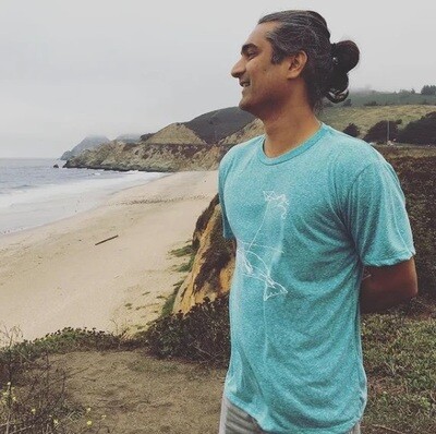 Unisex Teal Whale Tee M