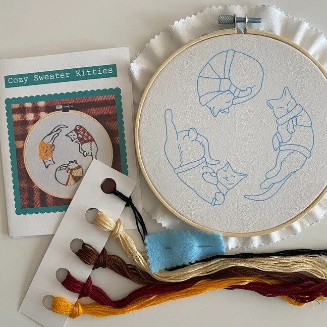 Cozy Sweater Kitties Embroidery Kit