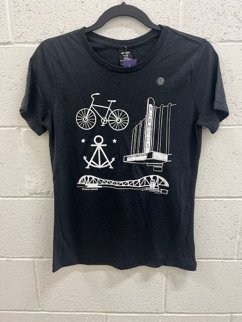 Alameda Collage 2.0, Space Black Fem Tee