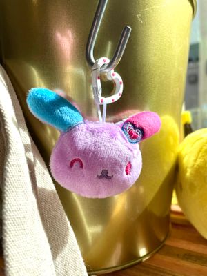 Bi-Hana Keychain