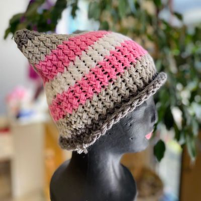 Pride Hat, Demi Girl