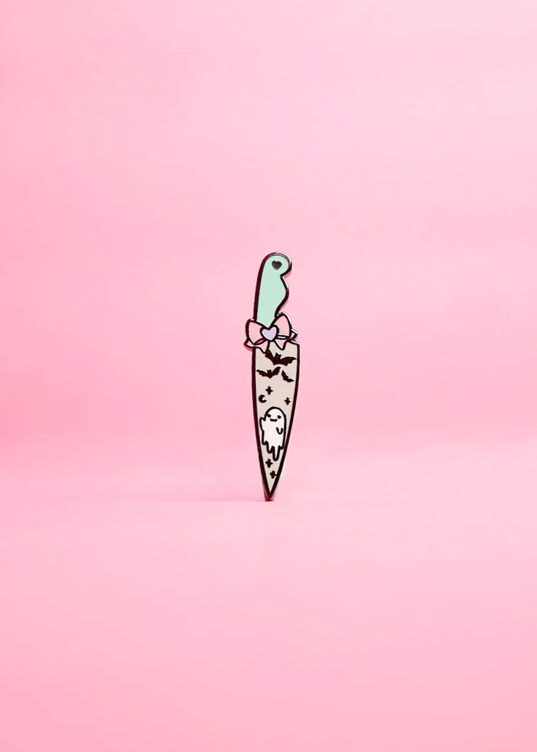 KAWAII KNIFE ENAMEL PIN KAWAII KNIFE ENAMEL PIN