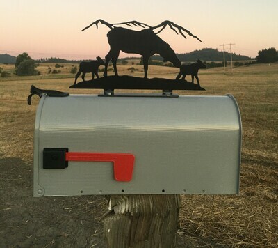 MAILBOX TOPPER, MOMMA MOOSE & CUBS