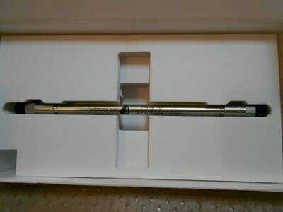 New Waters Nova-Pak C18 Column, 60Å, 4 µm, 3.9 mm X 150 mm