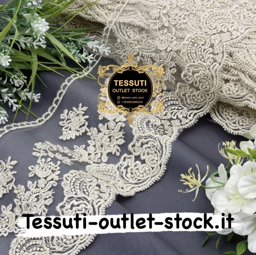 Pizzo &quot;Blumarine Classic&quot; colore oro , larghezza 13 cm.