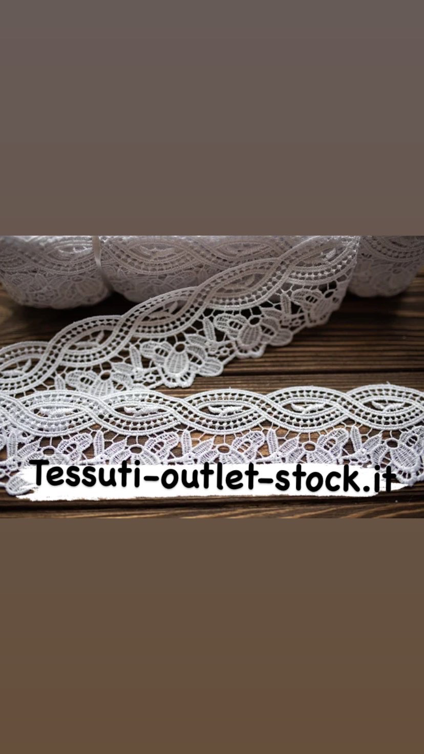 Pizzo macramè (guipure) / colore bianco / larghezza 7,5 cm / ordine da 1 m
 0670