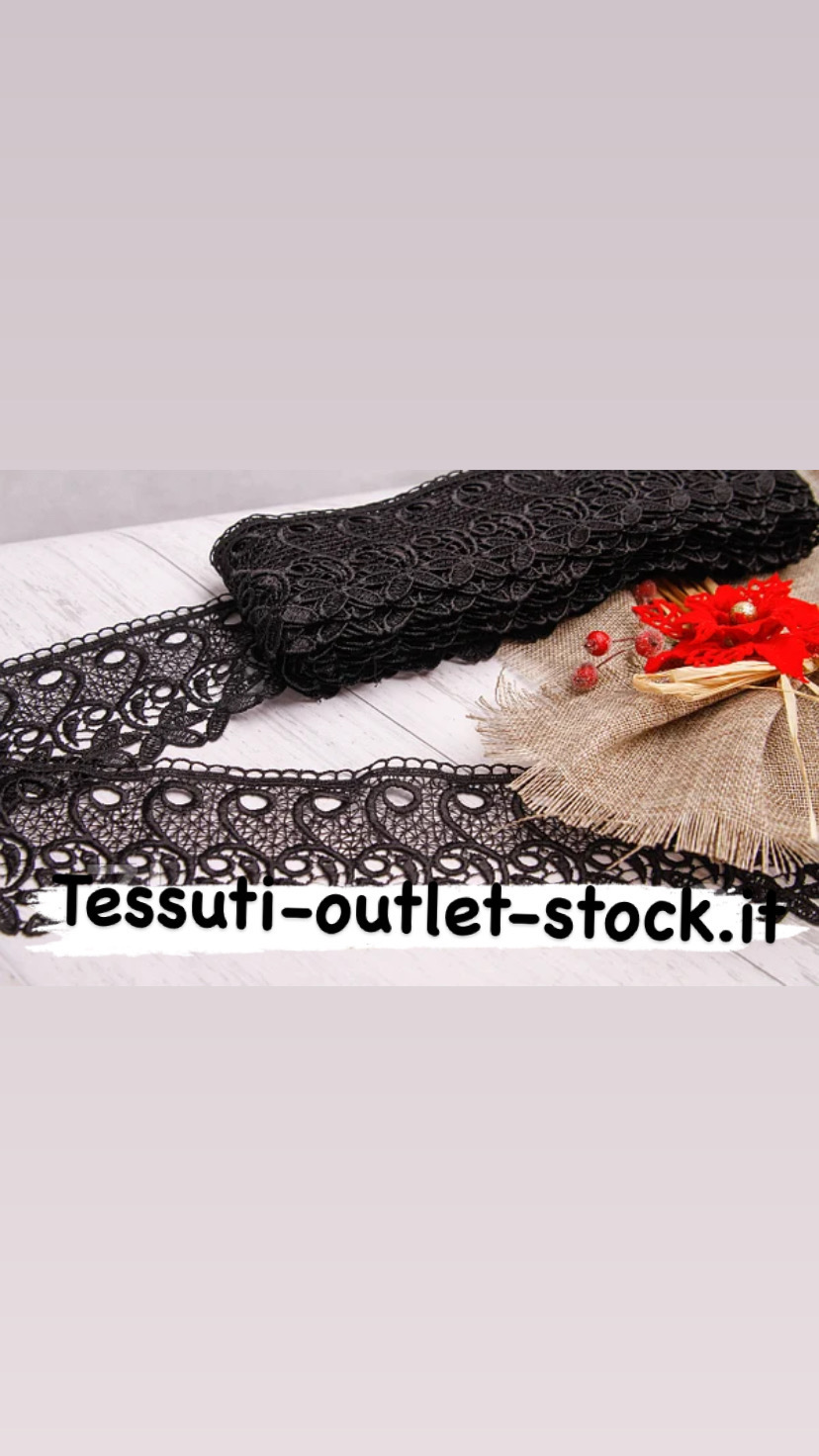 Pizzo macramè (guipure) / colore nero / larghezza 7 cm / ordine da 1 m 0540
