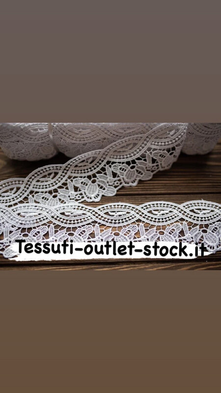 Pizzo macramè (guipure) / colore bianco / larghezza 7,5 cm / ordine da 1 m
 0670
