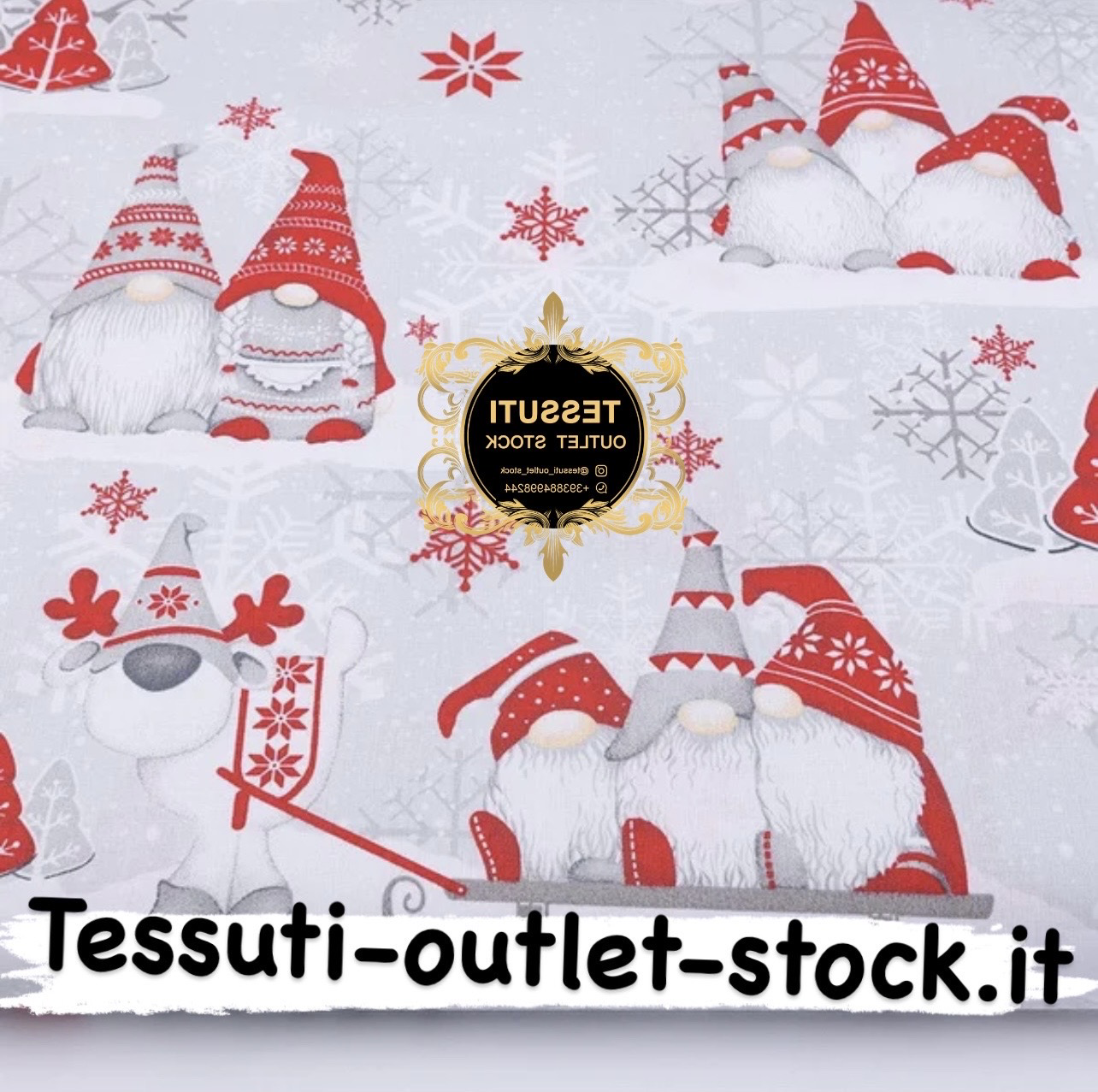 Tessuto di cotone natalizio &quot;Trio di gnomi scandinavi&quot; rosso su grigio chiaro, densità 135 g / m2, №2509