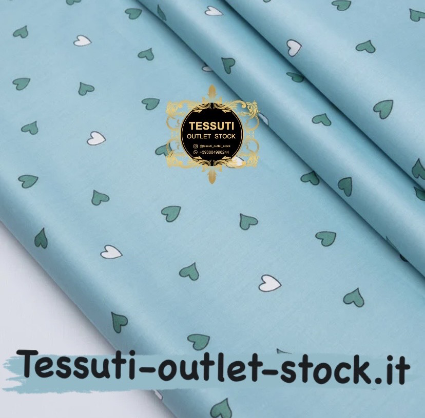 Tessuto di cotone rasatello con cuori verdi e bianchi su sfondo turchese, № 3738c