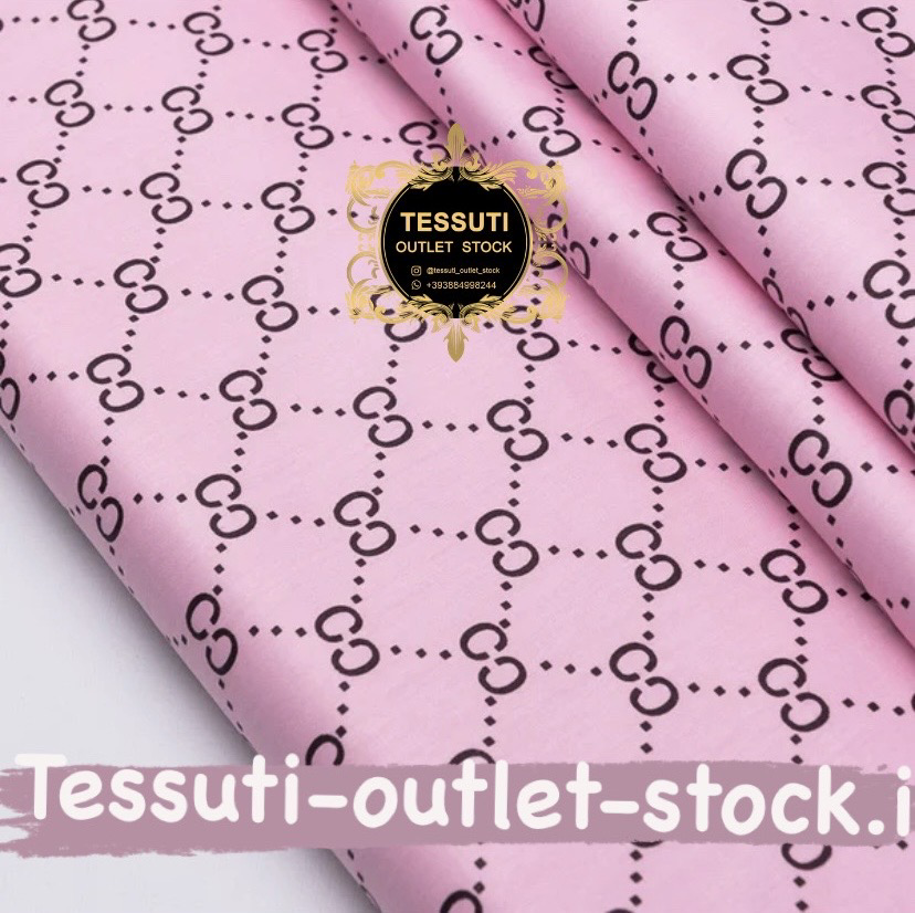 Tessuto di cotone rasatello su sfondo rosa, №3783c