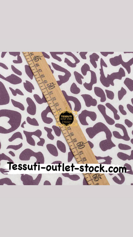 Tessuto Mussola doppia garza “ Leopardo” colore viola su sfondo bianco , larghezza 135 cm. МС-O-0579