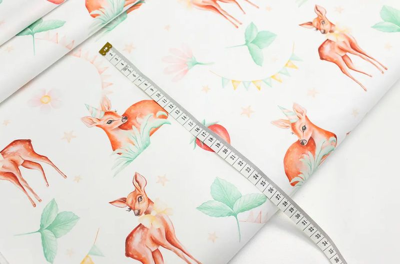 Tessuto di Cotone con stampa digitale larga 240 cm "Capriolo con fragole" su bianco 3249