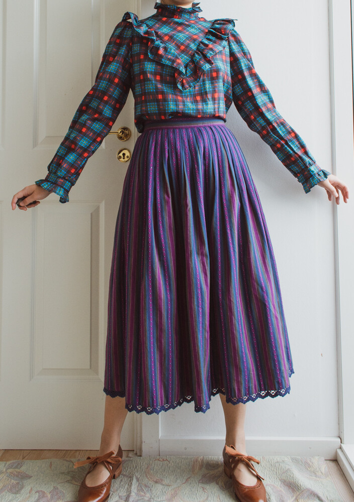Purple cotton skirt S