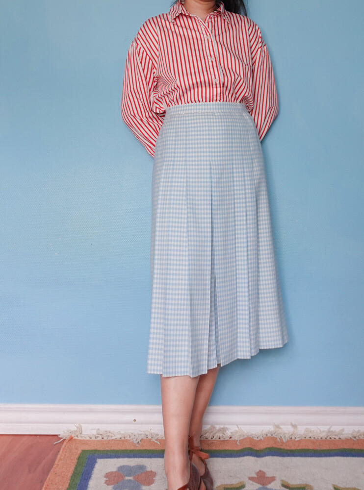 Pastel blue check skirt XL/L
