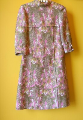 Pink pattern vintage dress XS