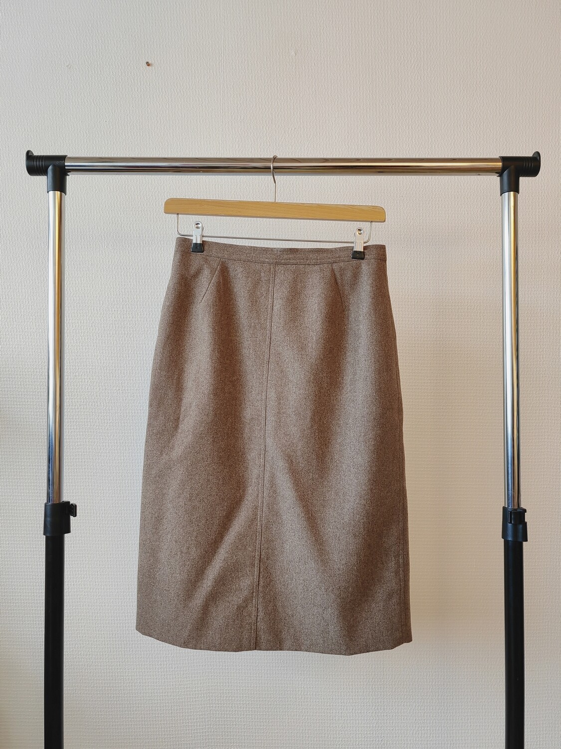 Gucci wool skirt M/L