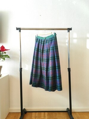 New wool skirt M/L