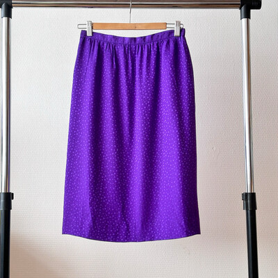 Elegant Purple Silk Skirt with Polka Dot Pattern S