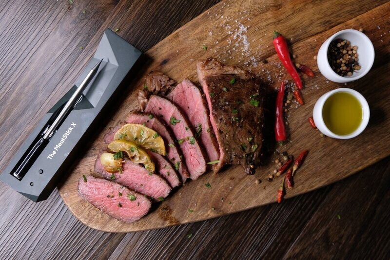 The MeatStick incl. Ladegerät mit Xtender The MeatStick incl. Ladegerät mit Xtender