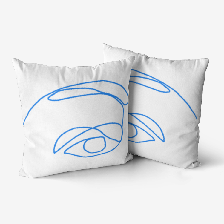SEX APPEAL Hypoallergenic Throw Pillow BY MAKIRI