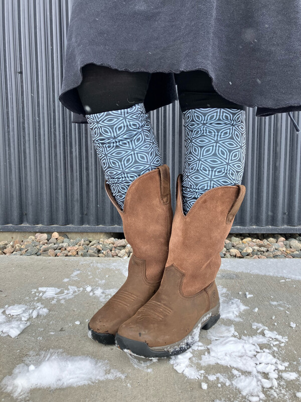 Reversible Merino Fleece Leg Warmers :: Double Lined :: Starflower / Icicle