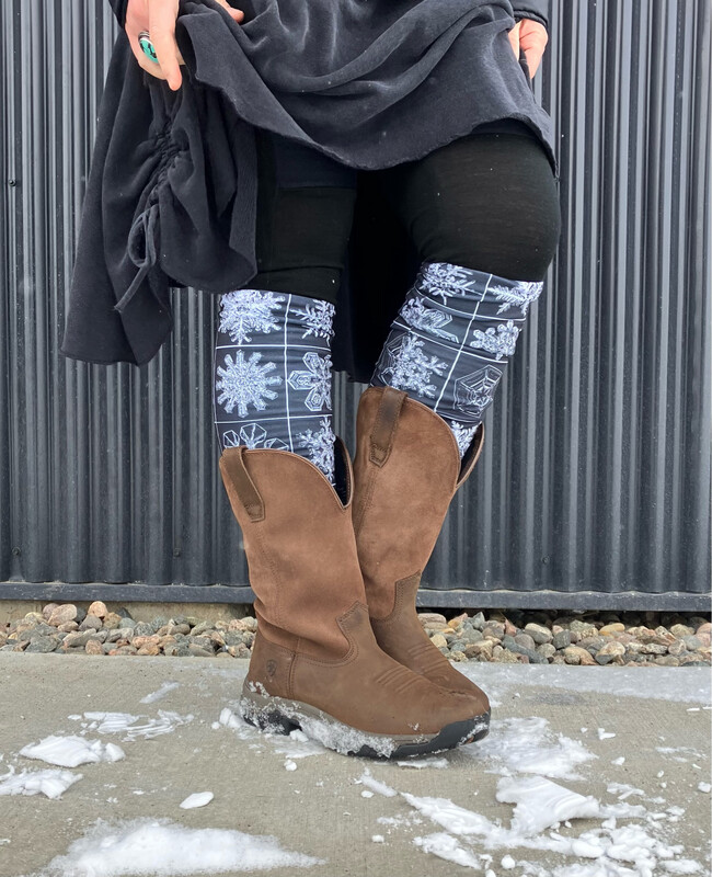 Reversible Merino Fleece Leg Warmers :: Double Lined :: Snowflake Alchemy / Icicle