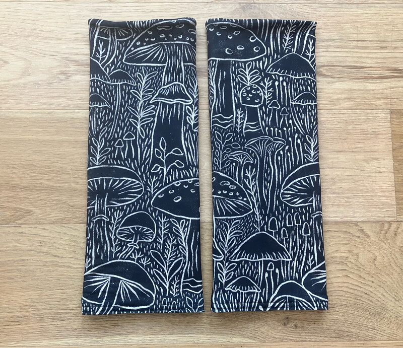 Reversible Merino Fleece Leg Warmers :: Double Lined :: Shrooms / Khaki