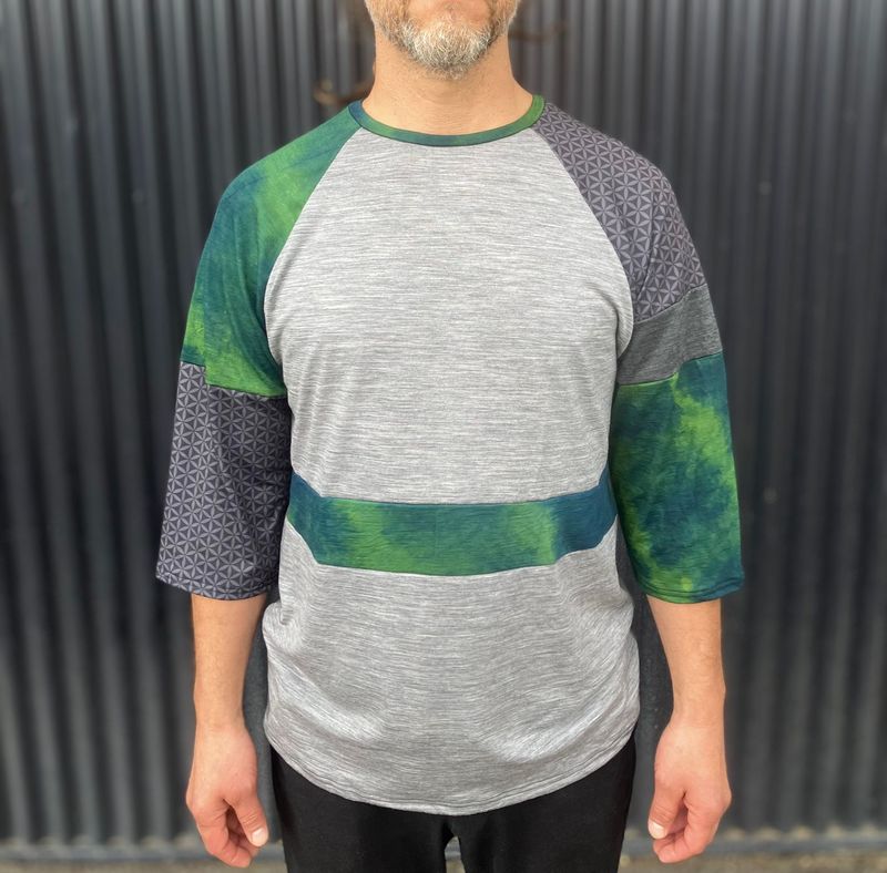 Men's Large :: Up Cycled Plant Dyed Merino 3/4 Sleeve Active Jersey :: One Of A Kind :: Light Weight + Air Vent Backing :: Made From Scraps