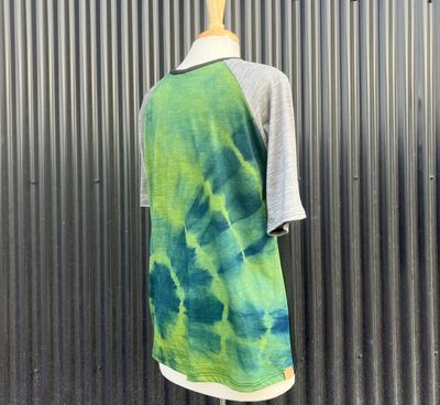 Men's Medium :: Plant Dyed Merino Short Sleeve Active Jersey :: One Of A Kind Men's Medium :: Plant Dyed Merino Short Sleeve Active Jersey :: One Of A Kind