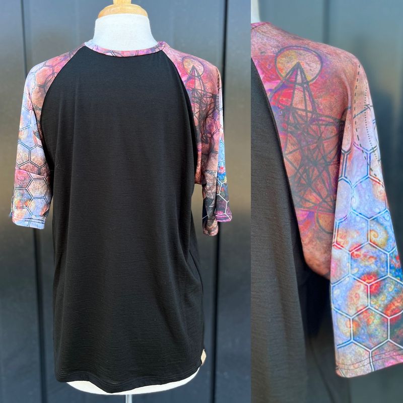 Men's Medium :: Light Weight Merino Wool Short Sleeve Active Jersey :: Day Trip :: One Of A Kind