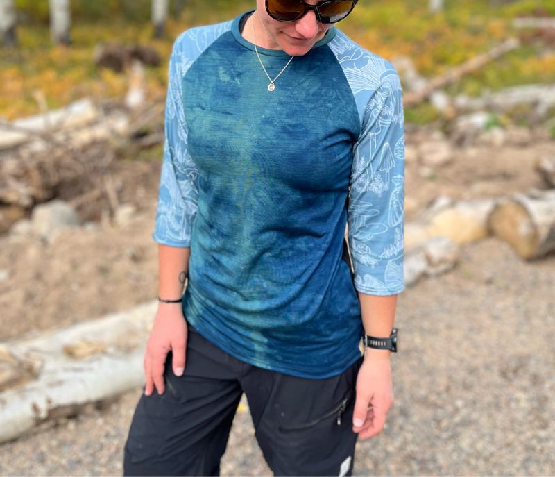 Women's Small :: Plant Dyed Merino Wool 3/4 Sleeve Active Jersey :: Mushroom Forager :: One Of A Kind