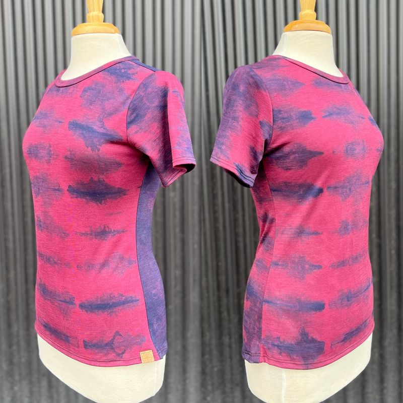 Women's Medium :: Plant Dyed Merino Wool Tech Tee :: One Of A Kind