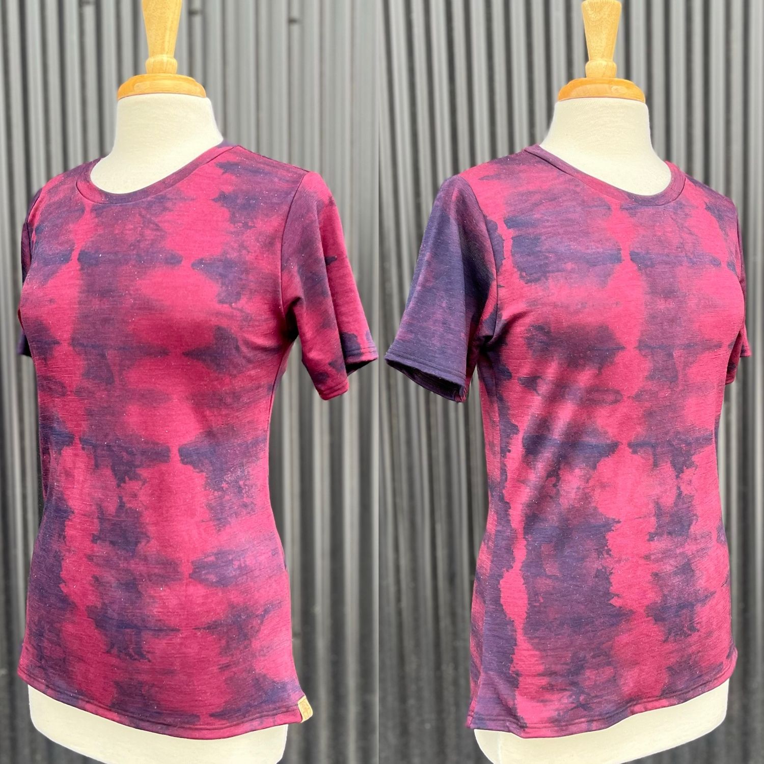 Women's Large :: Plant Dyed Merino Wool Tech Tee :: One Of A Kind