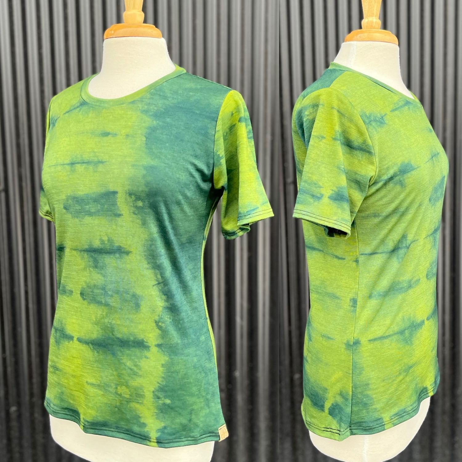 Women's Large :: Plant Dyed Merino Wool Tech Tee :: One Of A Kind
