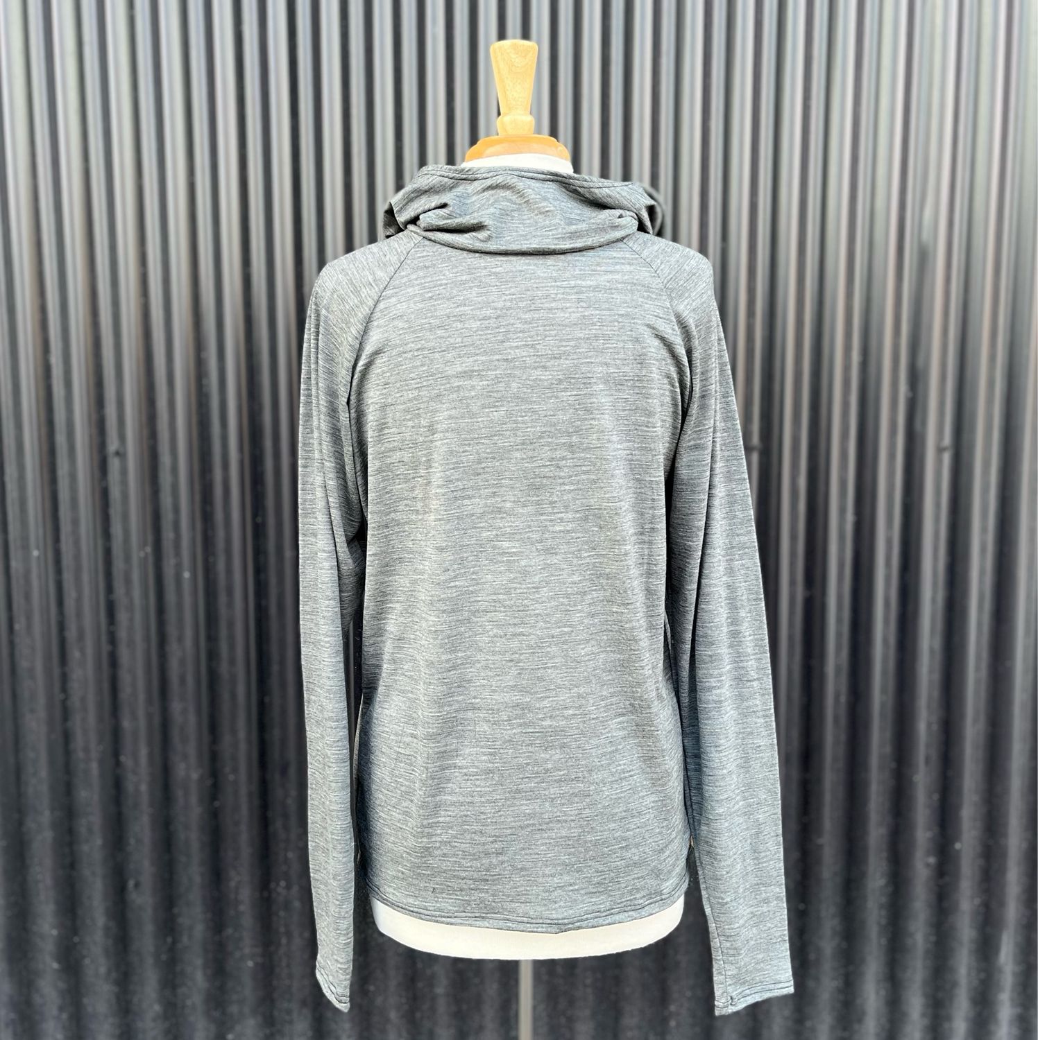 Men's Light Weight Merino Wool Eight Mile Hoodie 