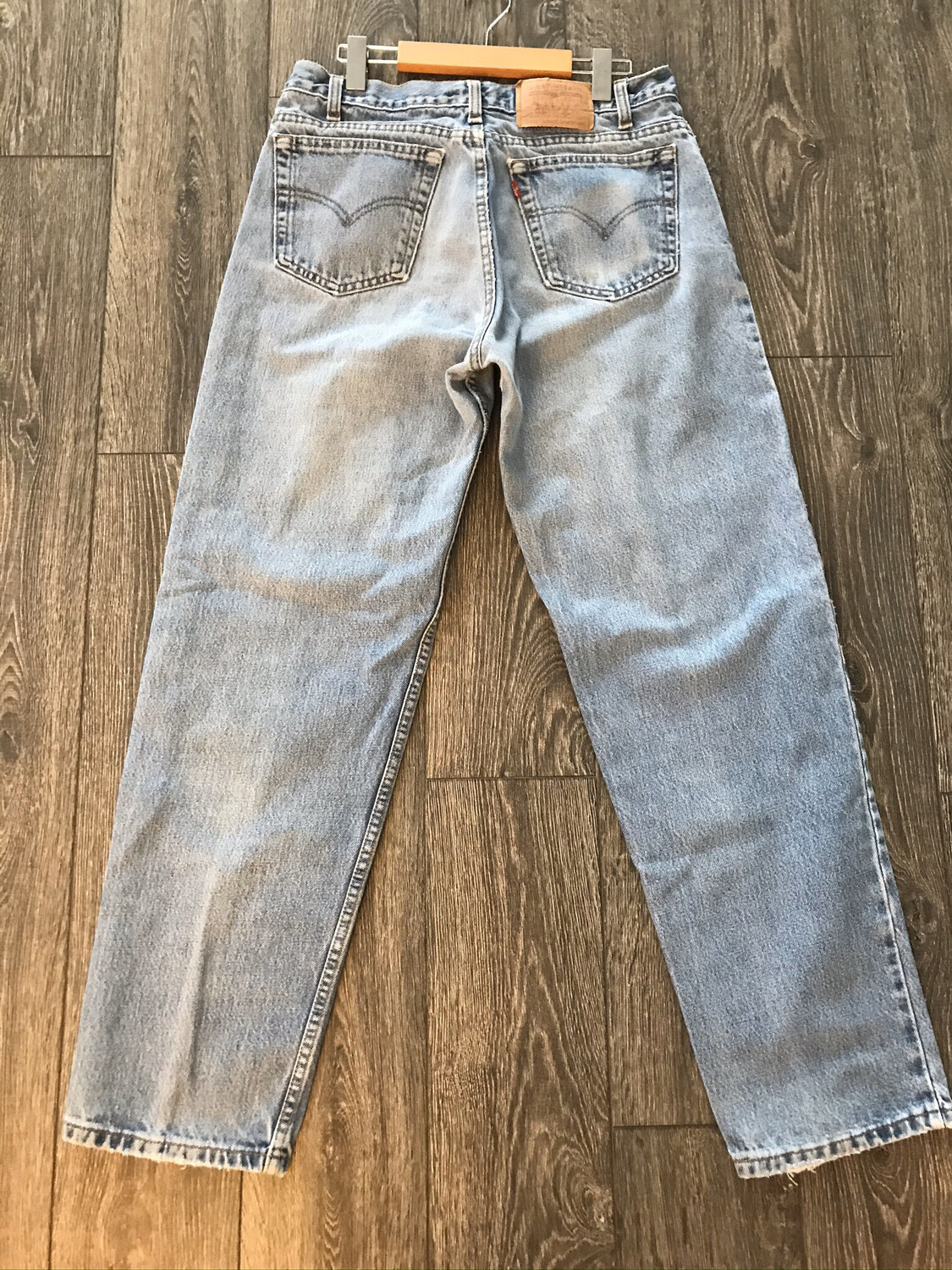 Light Faded High Waisted LEVIS 550