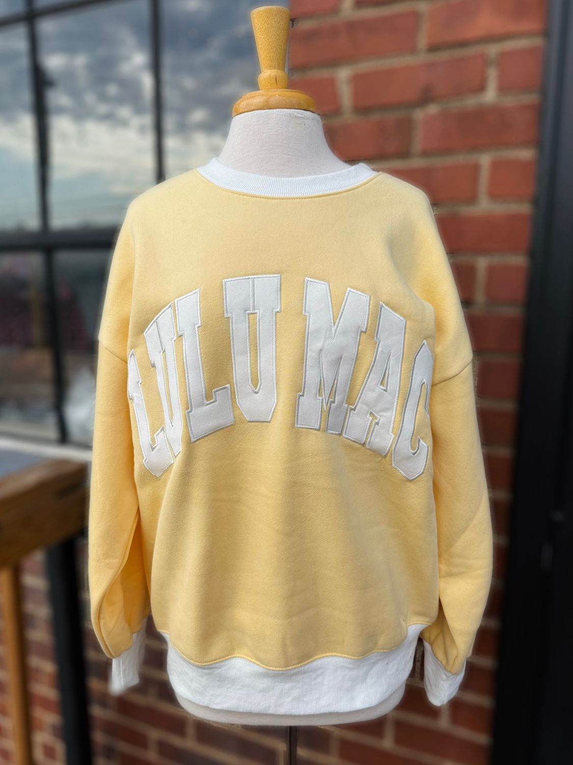 1002 LuLu Mac Color Block 1002 LuLu Mac Color Block
