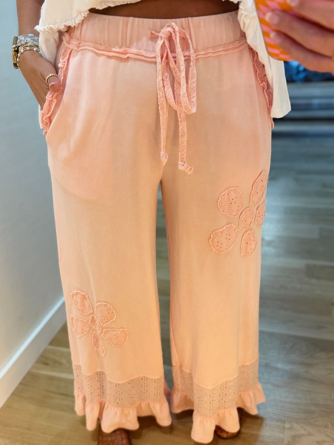 70748 Lace Love