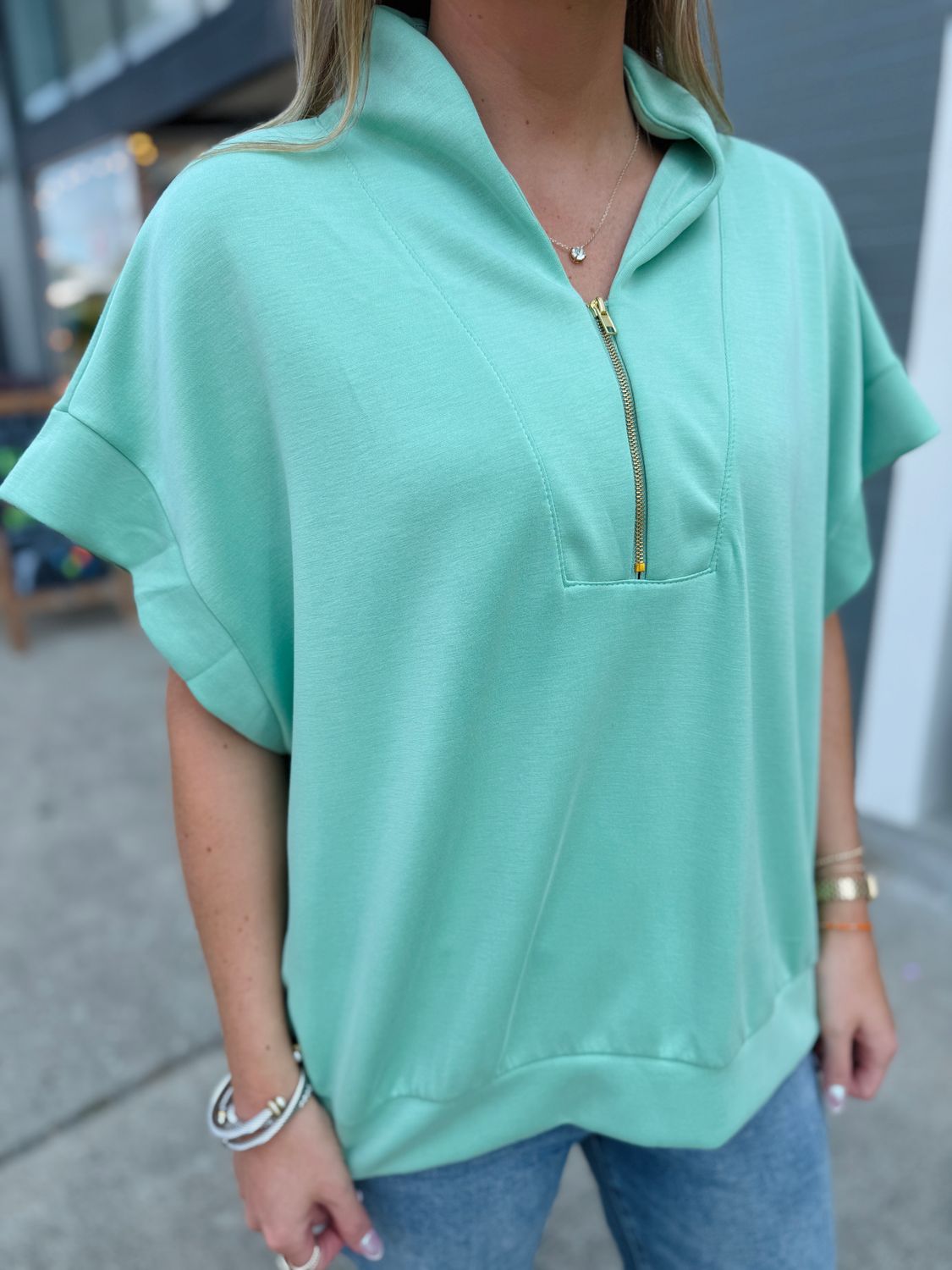 2516 Half Zip Up Top