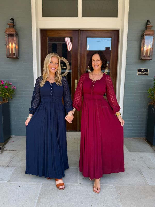 7013 Lace Sleeve Maxi