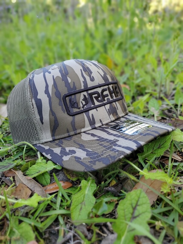 Mossy oak bottomland/ black antler logo