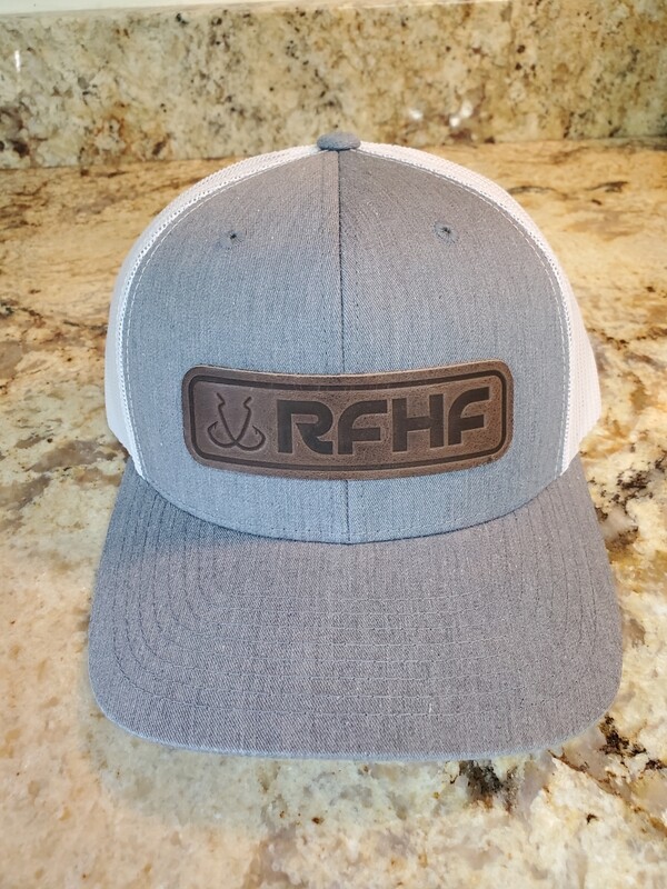 Double hook logo/leather patch on heather grey_white